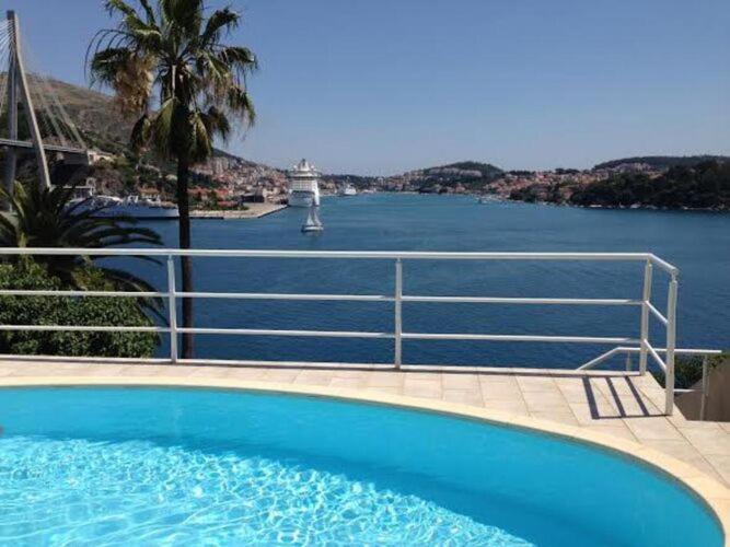 Lozica - With Terrace And Sea View *
